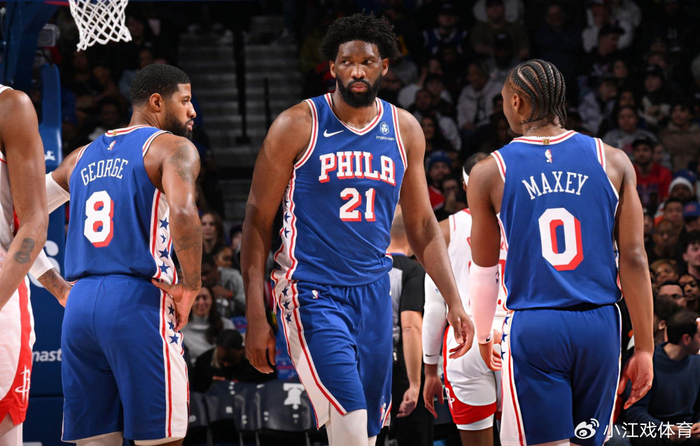 开云体育下载APP-恩比德狂砍32+15+10！创生涯第68次三双 全场12罚引火箭不满|阿尔佩伦-申京|乔尔-恩比德|休斯敦火箭队|NBA常规赛|费城76人队_新浪新闻