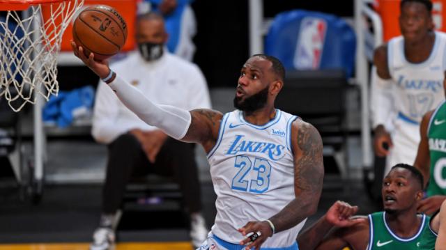 开云体育下载入口-残缺的圣诞大战有哪些看点？詹姆斯冲击总得分纪录