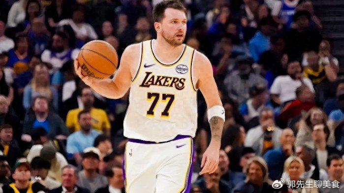 开云体育下载入口-东契奇35分+绝杀三分!湖人复仇尼克斯升西部第五|卡尔-安东尼-唐斯|卢卡-东契奇|洛杉矶湖人队|纽约尼克斯队|詹姆斯_新浪体育_新浪新闻