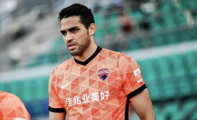 开云体育下载-卡尔德克不适致球队临战换将 深足已经进入疲劳期